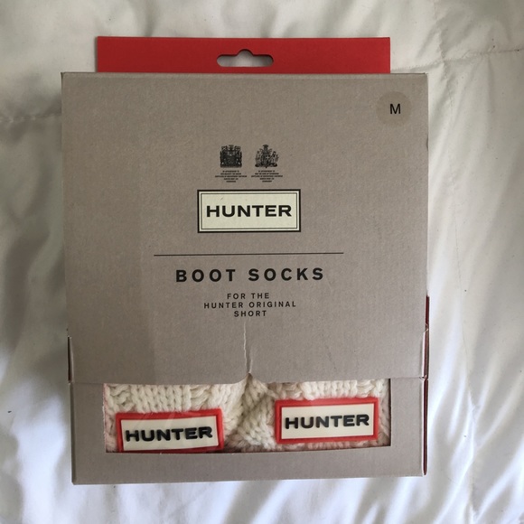 Hunter Accessories - Hunter cream cable knit boot socks